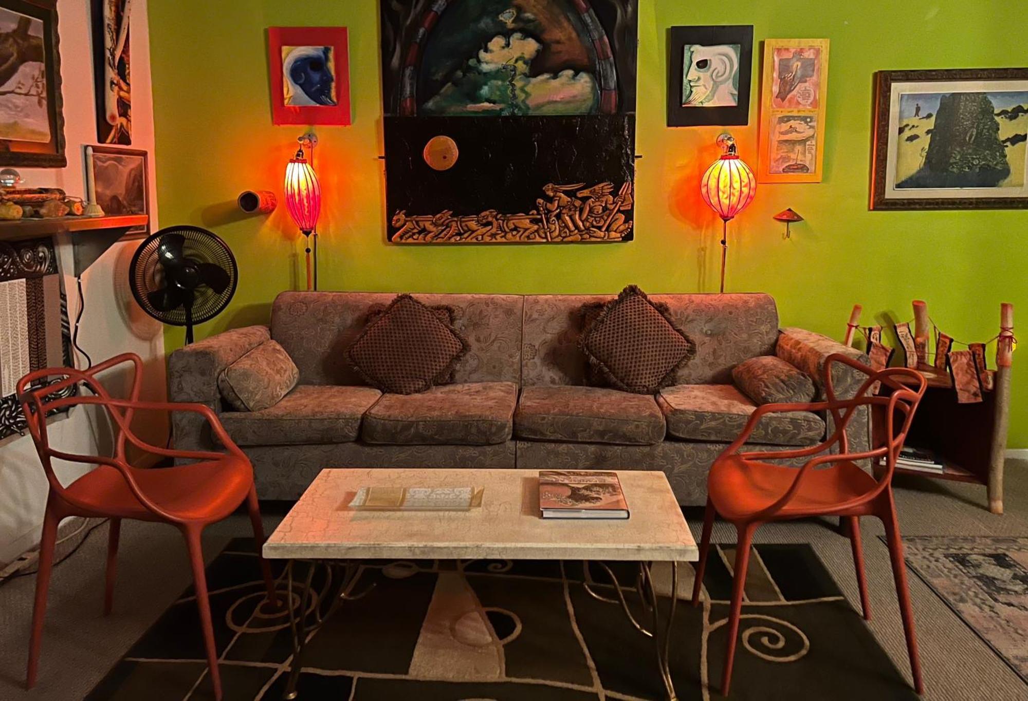 Space Castle: A 1950S Gas Station Transformed Into An Art Themed Wonderland Truth or Consequences Eksteriør billede